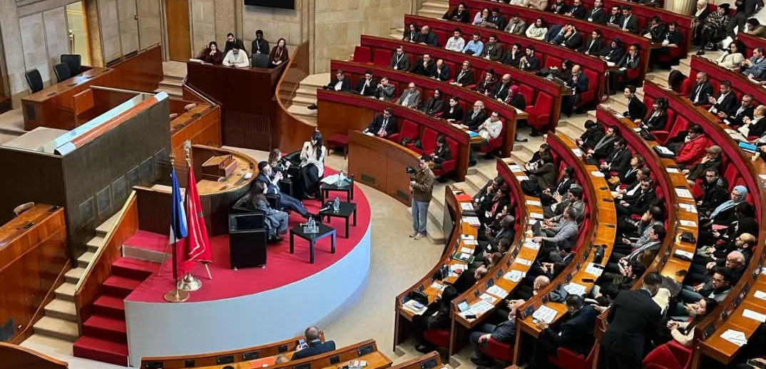 Le Département des MRE met en lumière le rôle des Marocains du monde dans le développement économique